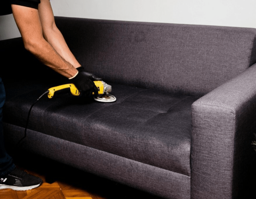 Kemijsko čišćenje kauča